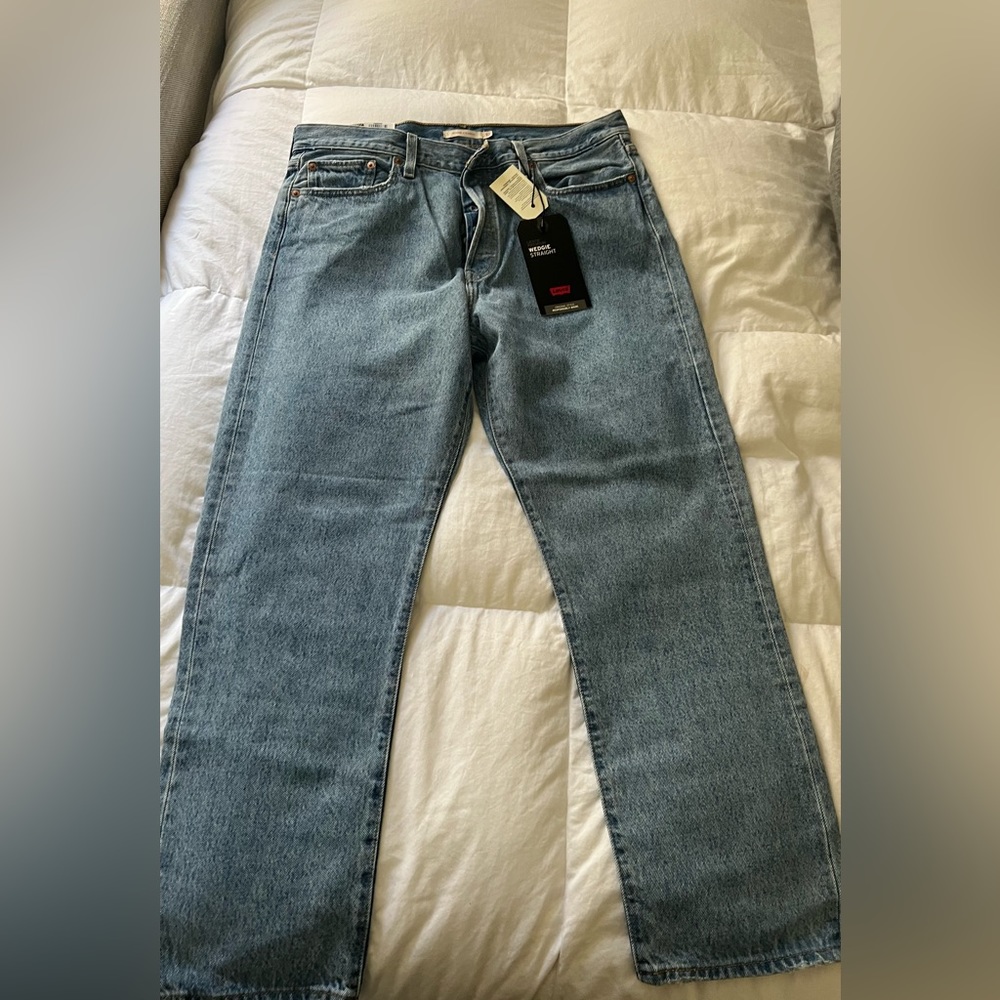 Levi’s Wedgie Straight
